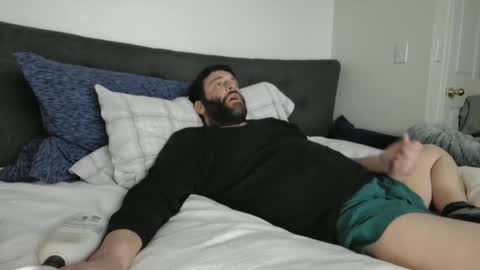 Snapshot of c2cmee chatting on February 24, 7:44 am c2cmee online show from February 24, 7:44 am