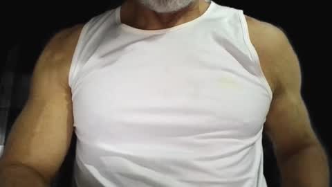 Snapshot of c4pt_iv4n0v chatting on March 9, 3:11 am Ivan Iv4n0v online show from March 9, 3:11 am