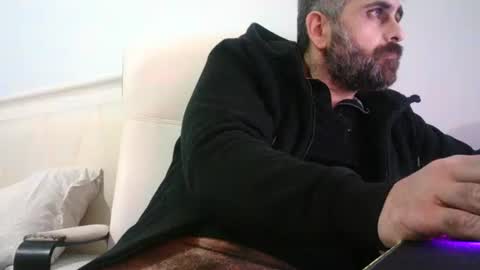 Snapshot of c534963 chatting on January 3, 3:01 pm supersperm online show from January 3, 3:01 pm