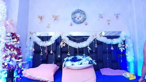 Carolina online show from December 18, 3:04 am
