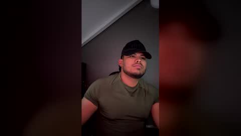 Snapshot of caballero_____ chatting on March 1, 6:15 am INSTAGRAM CABALLERO 1998 online show from March 1, 6:15 am