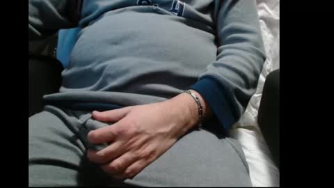 Snapshot of cafetabac chatting on February 8, 9:18 pm cafetabac online show from February 8, 9:18 pm