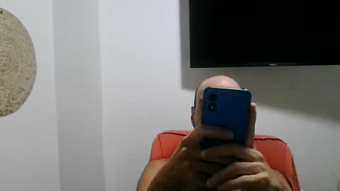 Snapshot of caibra87 chatting on February 19, 1:45 am Will caibra find a sugar daddy or sugar mommy online show from February 19, 1:45 am