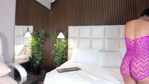 CailynBrown online show from October 18, 4:59 am