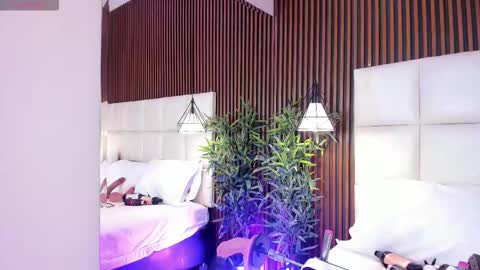 CailynBrown online show from January 9, 4:37 am