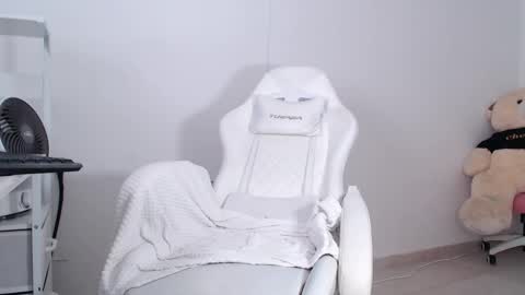 caishenx online show from March 12, 4:18 am