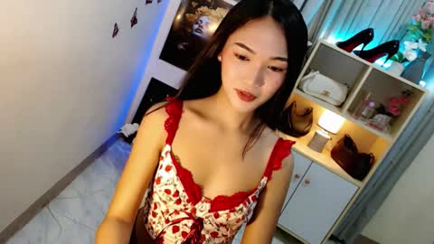 caitlin online show from February 5, 7:29 pm