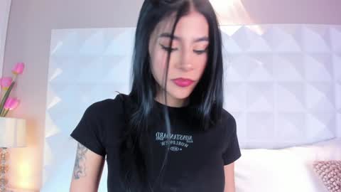 Caitlyn  online show from December 26, 5:19 pm