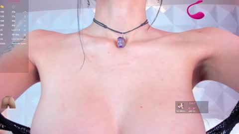 Caitlyn  online show from January 3, 8:01 pm