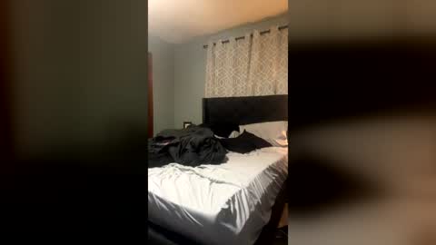 cajunyellowdaddy online show from June 18, 4:57 am