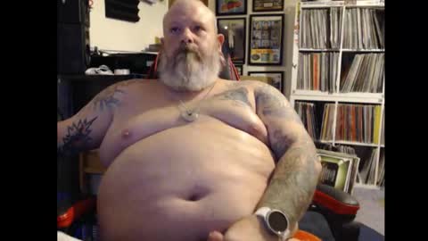 cakesthadstroyr online show from November 17, 5:52 pm