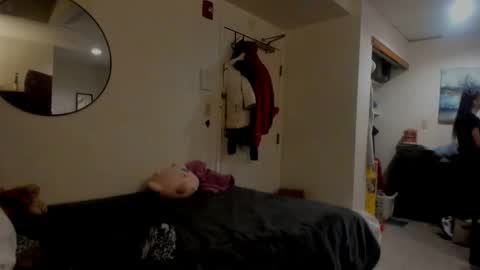 calaentemichele online show from March 2, 6:03 am