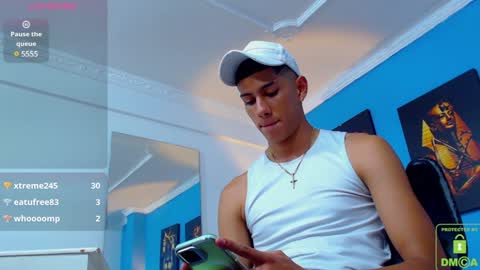 Snapshot of calavalerio chatting on December 28, 11:59 pm Valerio online show from December 28, 11:59 pm