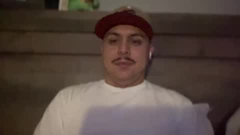 Snapshot of cali_boy818 chatting on January 12, 8:04 am . online show from January 12, 8:04 am