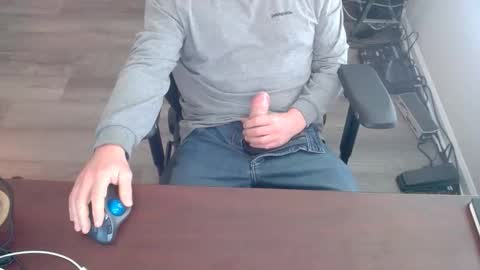 Snapshot of calibratorjosh chatting on March 20, 6:02 pm calibratorjosh online show from March 20, 6:02 pm