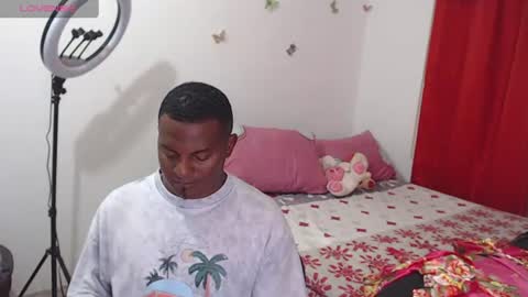 Snapshot of caliente_in_passion chatting on June 28, 3:23 am caliente_in_passion online show from June 28, 3:23 am