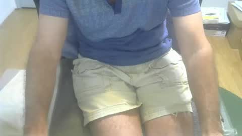 Snapshot of califun4u chatting on December 4, 1:14 am califun4u online show from December 4, 1:14 am