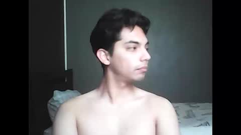 Snapshot of caligula_99 chatting on January 9, 5:37 pm Calgula online show from January 9, 5:37 pm