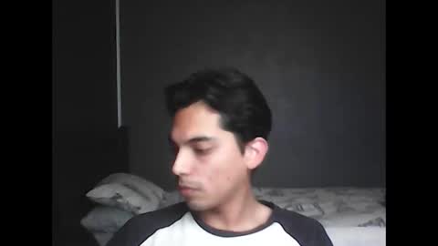 Snapshot of caligula_99 chatting on January 15, 11:30 pm Calgula online show from January 15, 11:30 pm