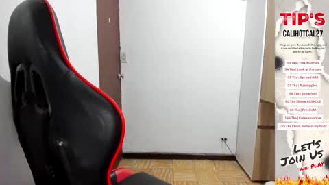 Snapshot of calihotcaliente27 chatting on October 9, 10:35 am calihotcaliente27 online show from October 9, 10:35 am