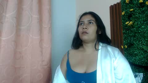 Snapshot of calimasalas2 chatting on February 7, 2:26 am calimasalas2 online show from February 7, 2:26 am