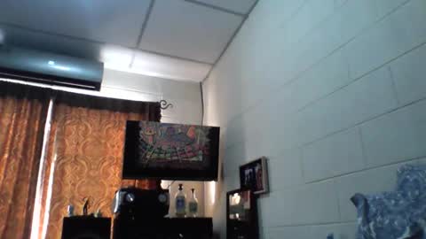 Snapshot of calipso1222 chatting on May 26, 10:39 pm calipso1222 online show from May 26, 10:39 pm