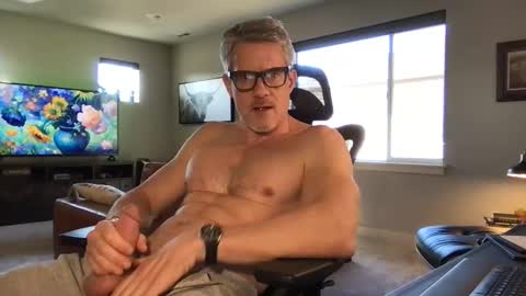 calirsedmo online show from February 12, 7:20 pm