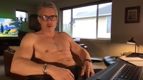 calirsedmo online show from February 13, 8:27 pm