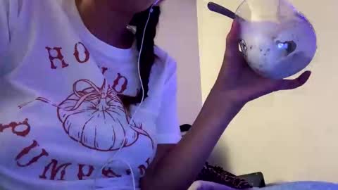 calishop1 online show from October 12, 2:54 am