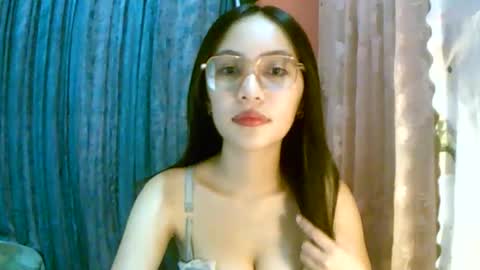 Freya online show from September 23, 4:48 am