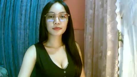 Freya online show from September 30, 8:08 am