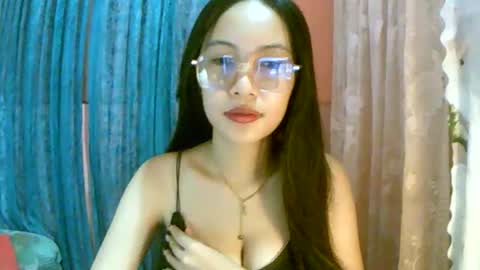 Freya online show from October 5, 5:06 am