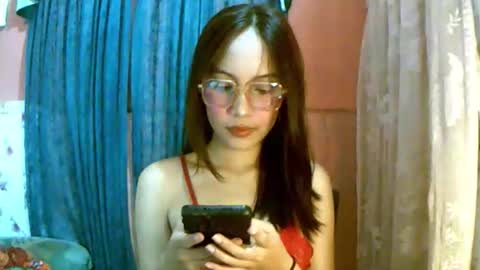 Freya online show from April 17, 11:02 am