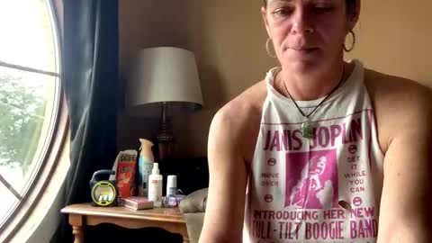 Snapshot of calli_girl420 chatting on February 5, 7:07 pm Calli online show from February 5, 7:07 pm