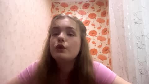 Snapshot of calliezuck chatting on April 10, 3:06 pm Jane online show from April 10, 3:06 pm