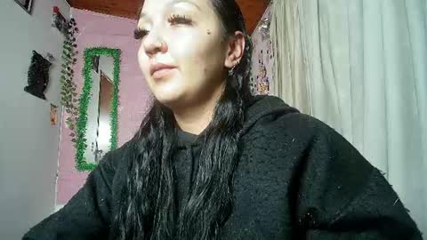 Snapshot of callme_lolas chatting on July 7, 6:47 am paula online show from July 7, 6:47 am