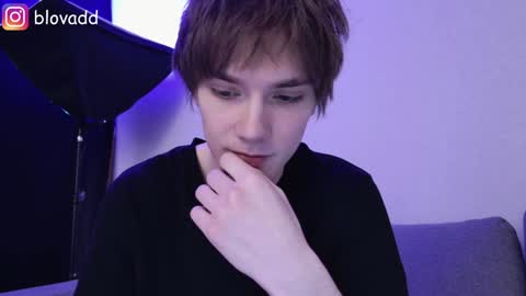 Snapshot of callmenineoneseven chatting on January 31, 5:09 am Nick online show from January 31, 5:09 am