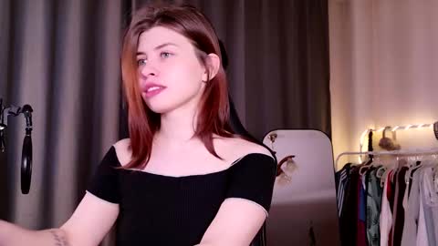 Frida online show from December 17, 8:42 am