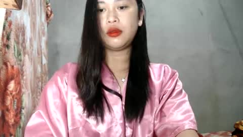 Snapshot of callmevonn chatting on February 6, 11:02 am Ask me online show from February 6, 11:02 am