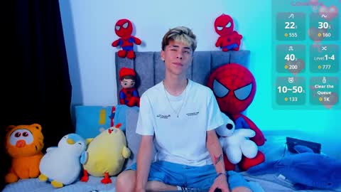 callum online show from March 26, 4:40 am