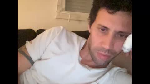 Snapshot of calmetvolupte chatting on October 16, 10:33 pm calmetvolupte online show from October 16, 10:33 pm