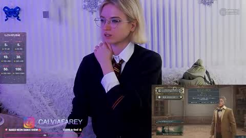 calvia_farey online show from November 28, 7:44 am