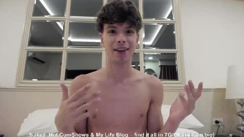 Hey I am Calvin  online show from September 26, 2:32 pm