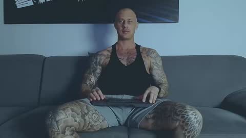 Calvin  online show from February 27, 7:47 pm