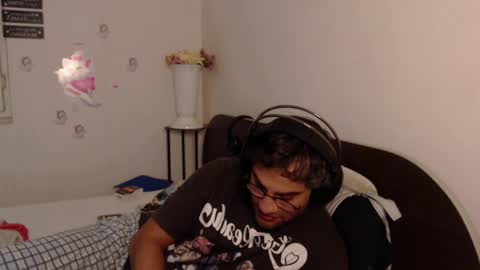 Calvinjohnlad online show from November 18, 8:46 pm