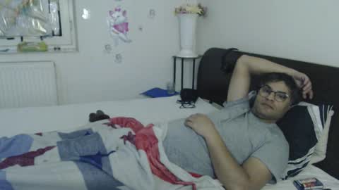 Calvinjohnlad online show from November 28, 6:32 pm