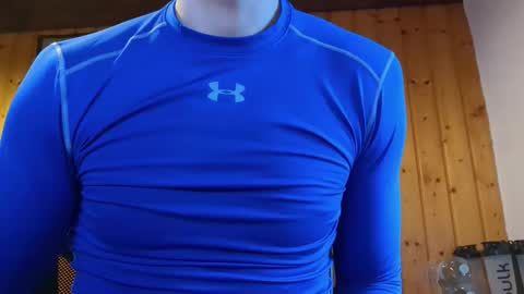 calvinmale_ online show from January 17, 7:57 am