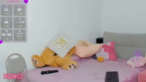 Snapshot of calypsosquirt chatting on October 24, 8:22 am Xocaly online show from October 24, 8:22 am