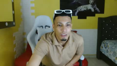 cam_xman online show from March 24, 1:10 am