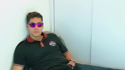 camara110 online show from November 12, 3:51 am